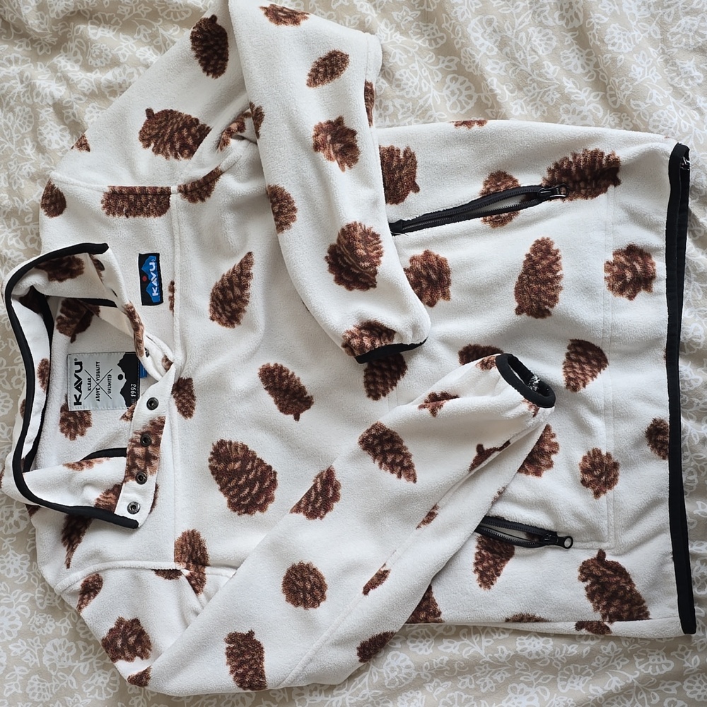 Kavu Cream and Brown Fleece Jacket